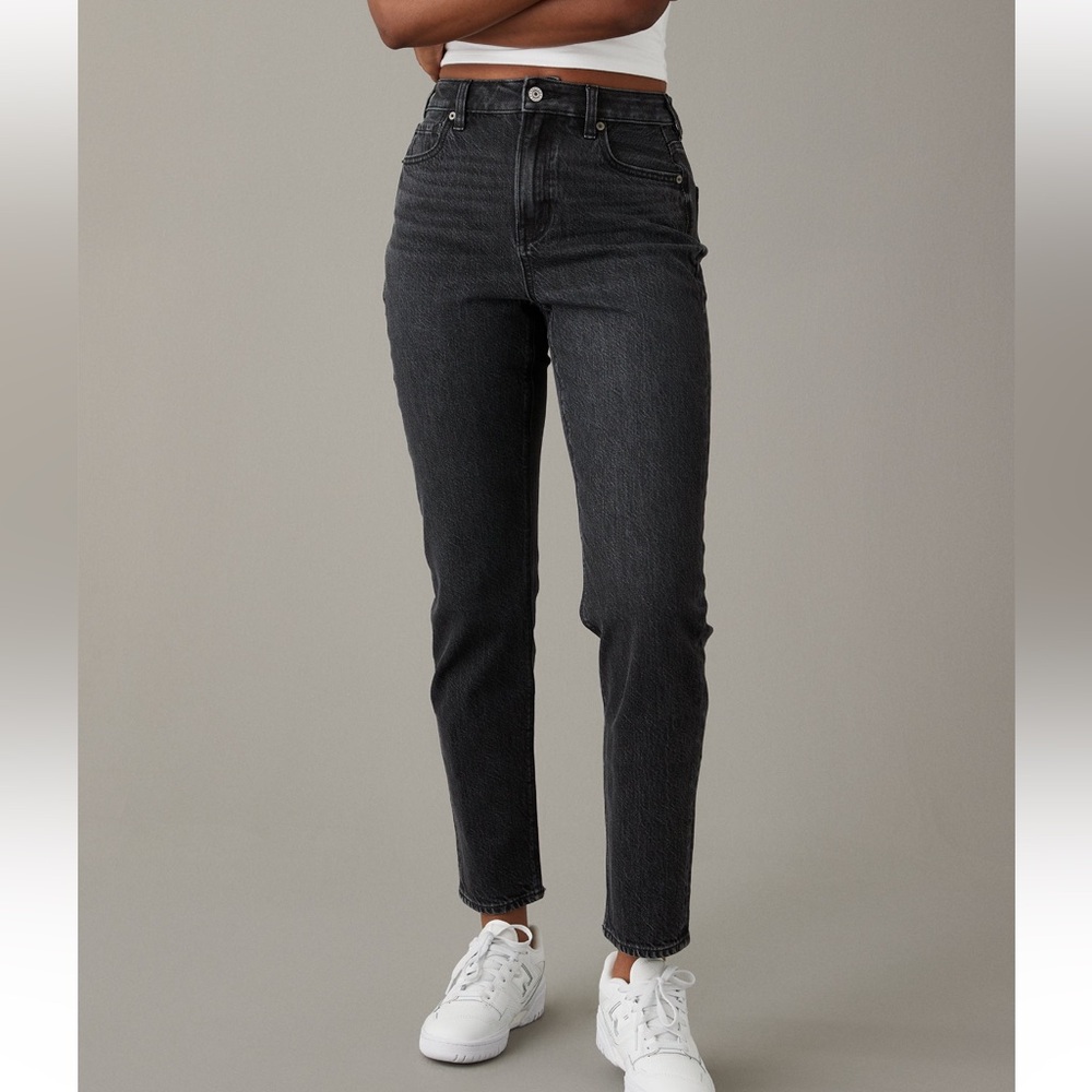 American Eagle Stretch Mom Jean